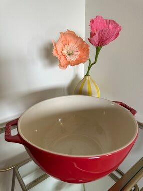 Staub Classic Ceramic Mixing Bowl in Cherry Red with handles 25 cm